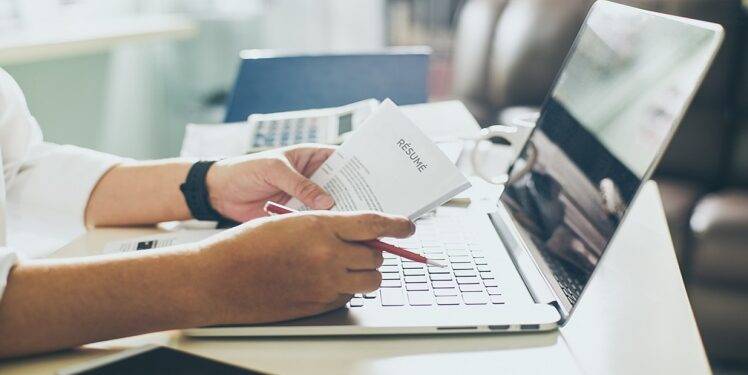  Is it Easy to Get a Job As a Fresher?